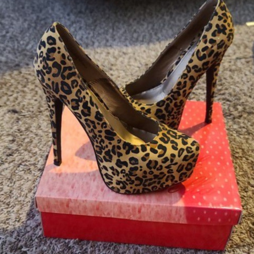 Leopard suede heels